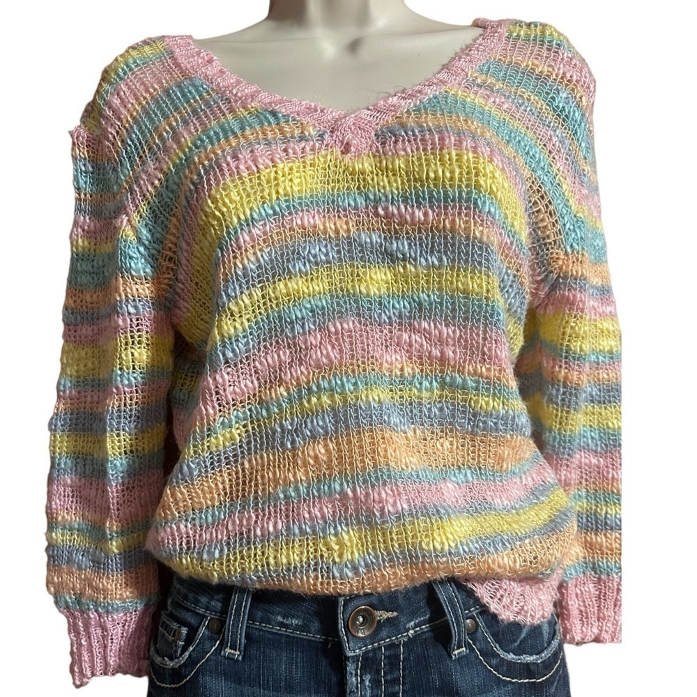 Rendezvous Pastel V Neck Front and Back 3/4 Length Sleeve lightweight Sweater